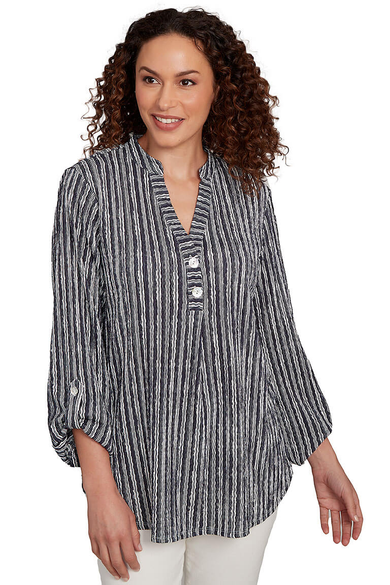 Stripe Right Roll Sleeve Crinkle Top