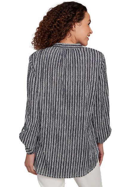 Stripe Right Roll Sleeve Crinkle Top